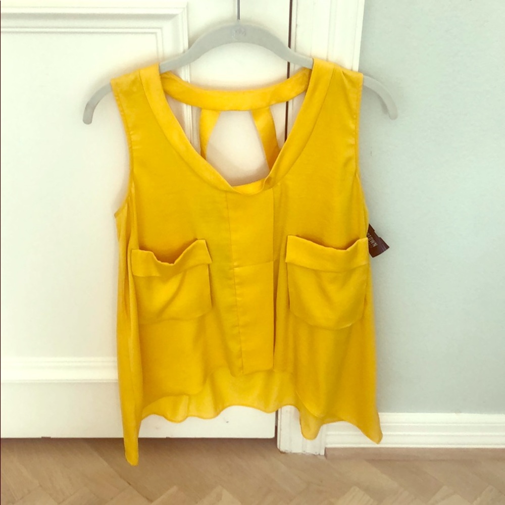 BCBGMAXAZRIA Fashion Tank (S)